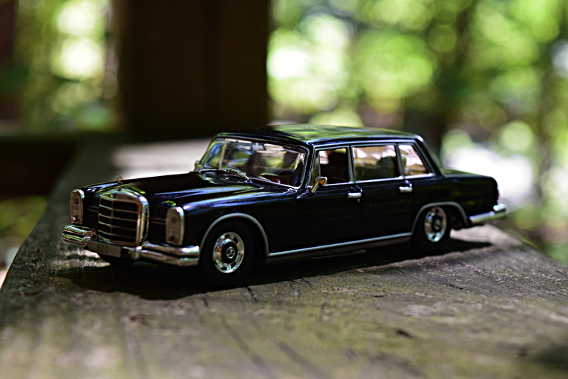 Illustration for article titled LaLD Car Week: Goodbye, Mr. Bond.